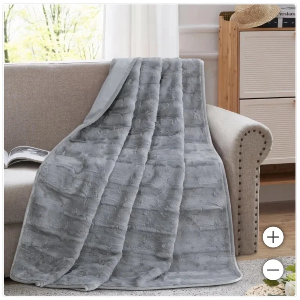 NWT Brentwood Oversized Waterproof Pet Blanket & Furniture Protector GRAY
